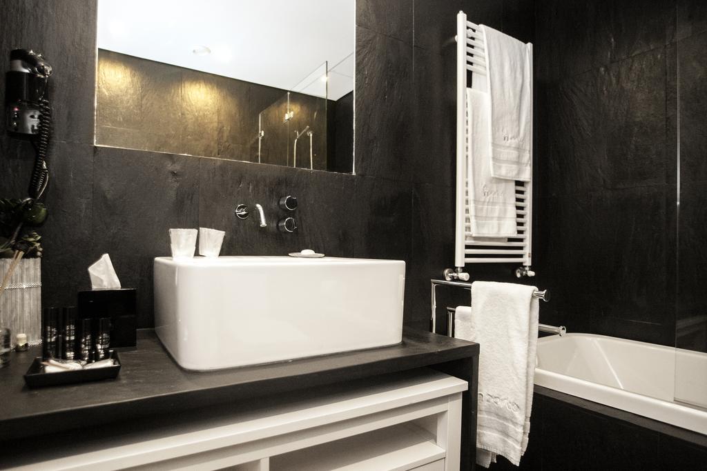 In Porto Gallery Guesthouse Bilik gambar